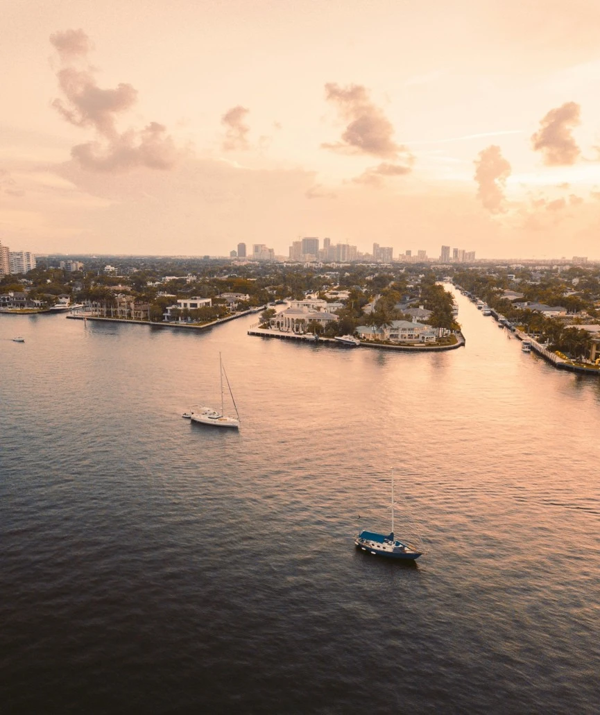 Why Fort Lauderdale is Perfect for a Family Boating Day